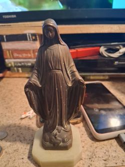 Statue Of The Immaculate Mother Of Conception