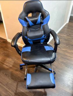 ELECWISH Gaming Chair with Footrest