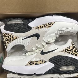 Women’s Nike Air Max