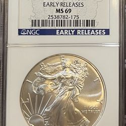 2010 SILVER AMERICAN EAGLE 🦅 MS69 DOLLAR NGC