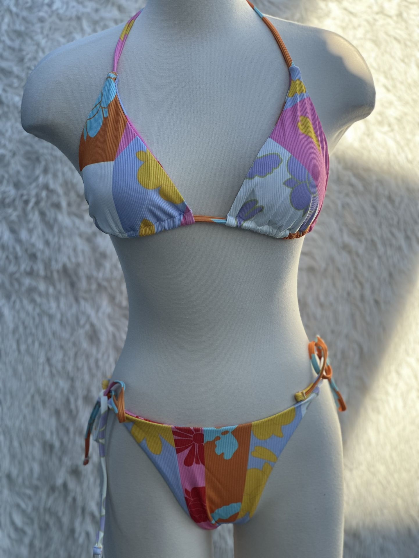 New Two Piece Bikini Set Size Medium