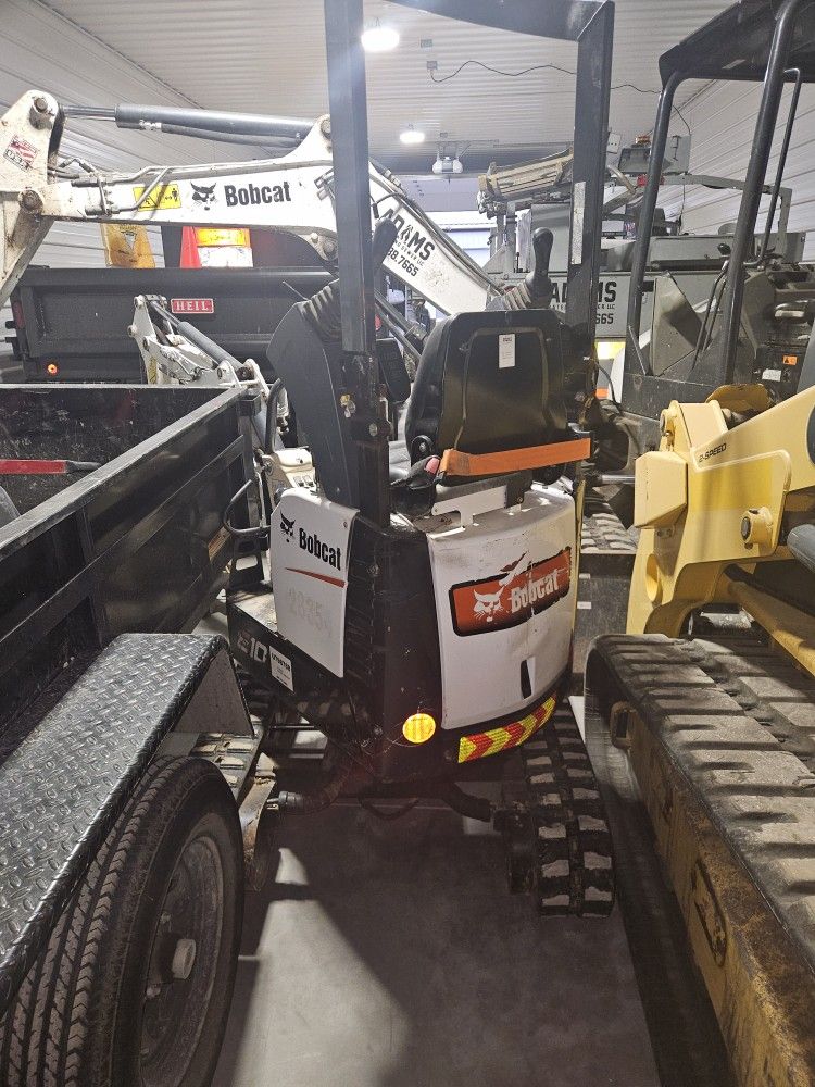 2020 Bobcat E10 Excavator