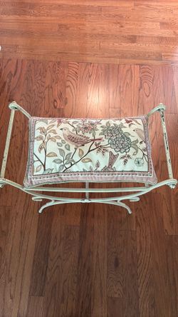 Vintage make up chair