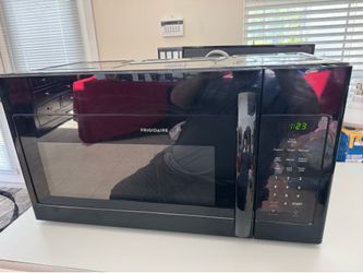 Frigidaire 30” 1.6 CU FT Over The Range Microwave Oven