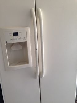 Ge beige fridge