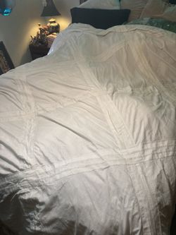 White Cotton Comforter Queen Size
