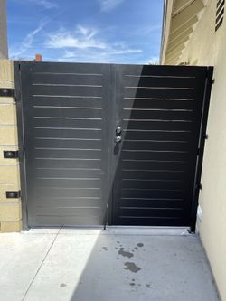 Aluminum Gate Double Door