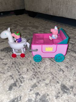 Peppa Pig Princess Carriage Playset with Figures