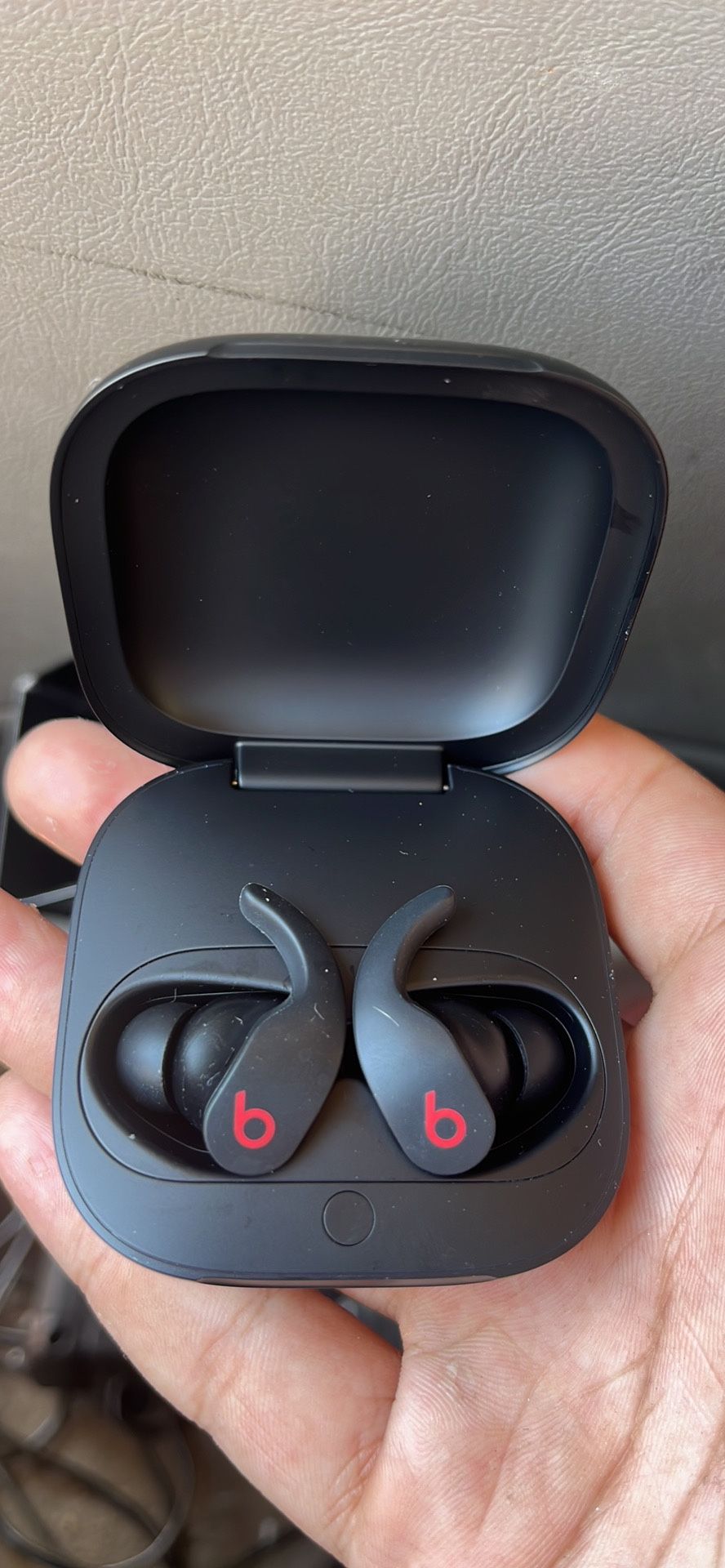  Beats Wireless Headphones 