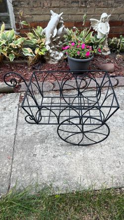 Metal garden wagon
