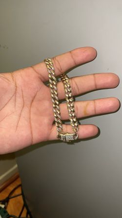 10K Cuban Link Bracelet 15.6gs