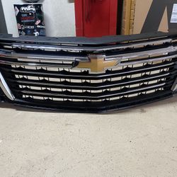 Chrome Chevy Traverse Grille