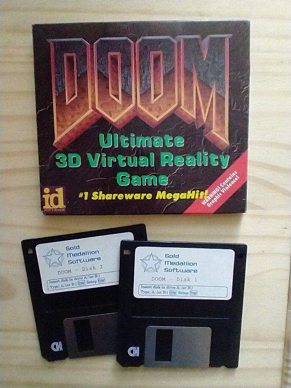 DOOM (1993) Shareware Discs In Original Box