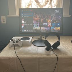 XBOX ONE X/S with 27” Acer Nitro Monitor And Razer Black shark V2  