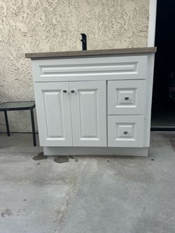Bathroom Vanity