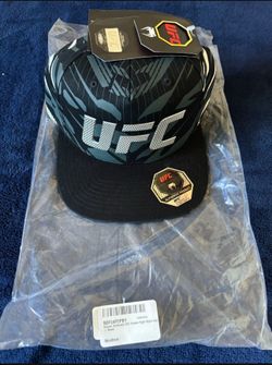 Venum Authentic UFC Fusion Fight Night Cap