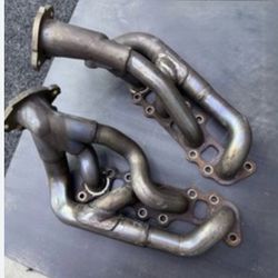 2016 Shelby gt350 oem headers/manifolds