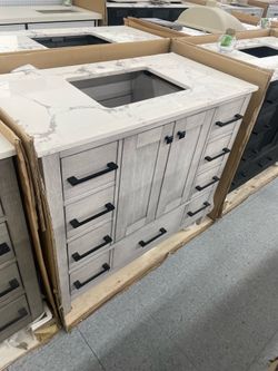 Bathroom vanity cabinet 42” solid mango Quartz top with sink and backsplash