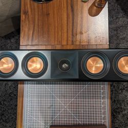 Klipsch RP 404c II Center Speaker - Barely Used - Perfect Condition 