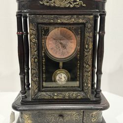 Clock Mantel