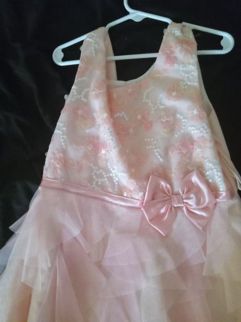 GIRLS PRINCESS DRESSES AND 2 JACKETS