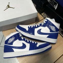 Nike Jordan 1 Mid Kentucky Blue Size 9.5 Mens