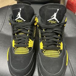 Jordan 4 Yellow Thunder Size 7.5 Read Description 