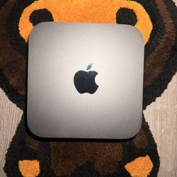 2018 Apple Mac Mini (Model A1993, Space Gray) featuring a 3.6GHz quad-core Intel Core i3 (8100B) With Magic Trackpad And Keyboard