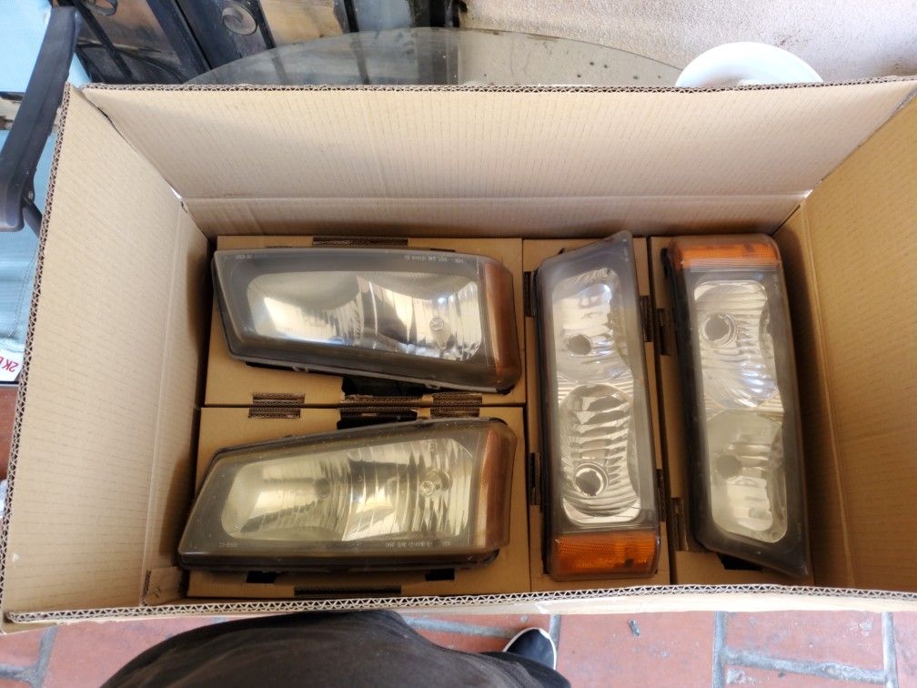 Faros Para Silverado 2003 A 2006
