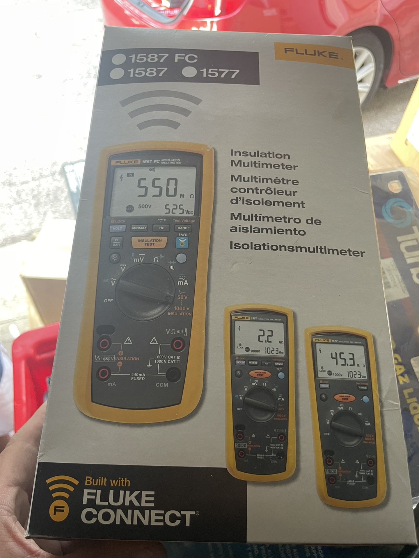 AFluke Insulation Multimeter