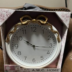 Ribbon Wall Clock