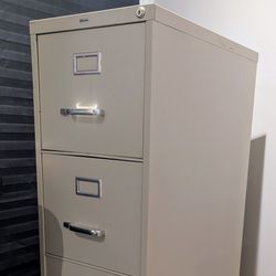 4 Drawer Filing Cabinet 