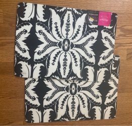 Oversized place mats (2)