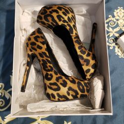 Steve Madden Nala Leopard platforms