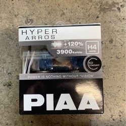 PIAA HYPER ARROS H4 Headlight Bulbs New