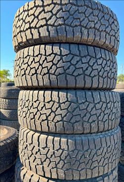 295 70 18 Falken tires Con 80% de Vida Las 4