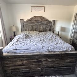 King Bed With Storage And Dresser
