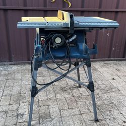 RYOBI Electric Plug-in 15A 10” Table Saw w/ Stand