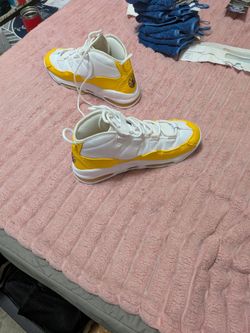 Nike Air uptempo yellow and white size 10