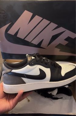 Nike mochas