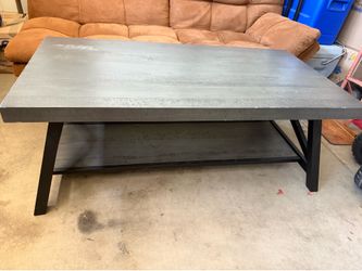 Black/Gray coffee table