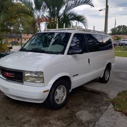 2001 GMC Safari