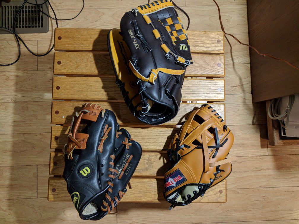 Baseball gloves set of 3