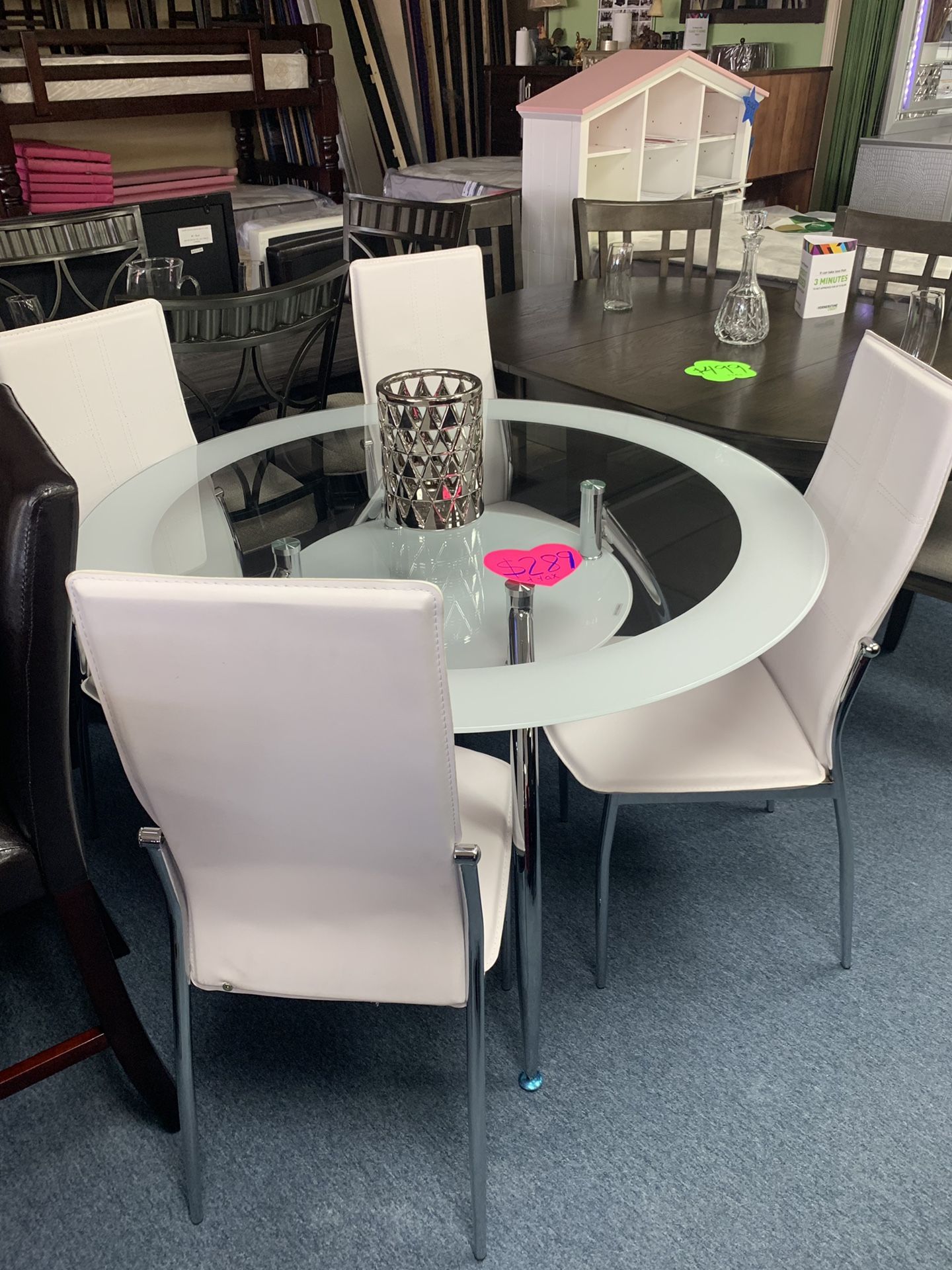 New table with 4 chair for $289