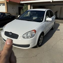 2011 Hyundai Accent