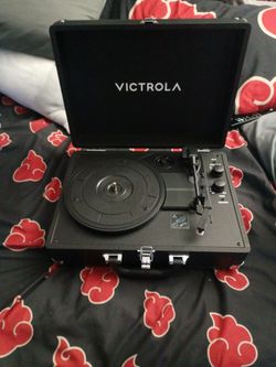 Victrola Journey II Suitcase Record Player