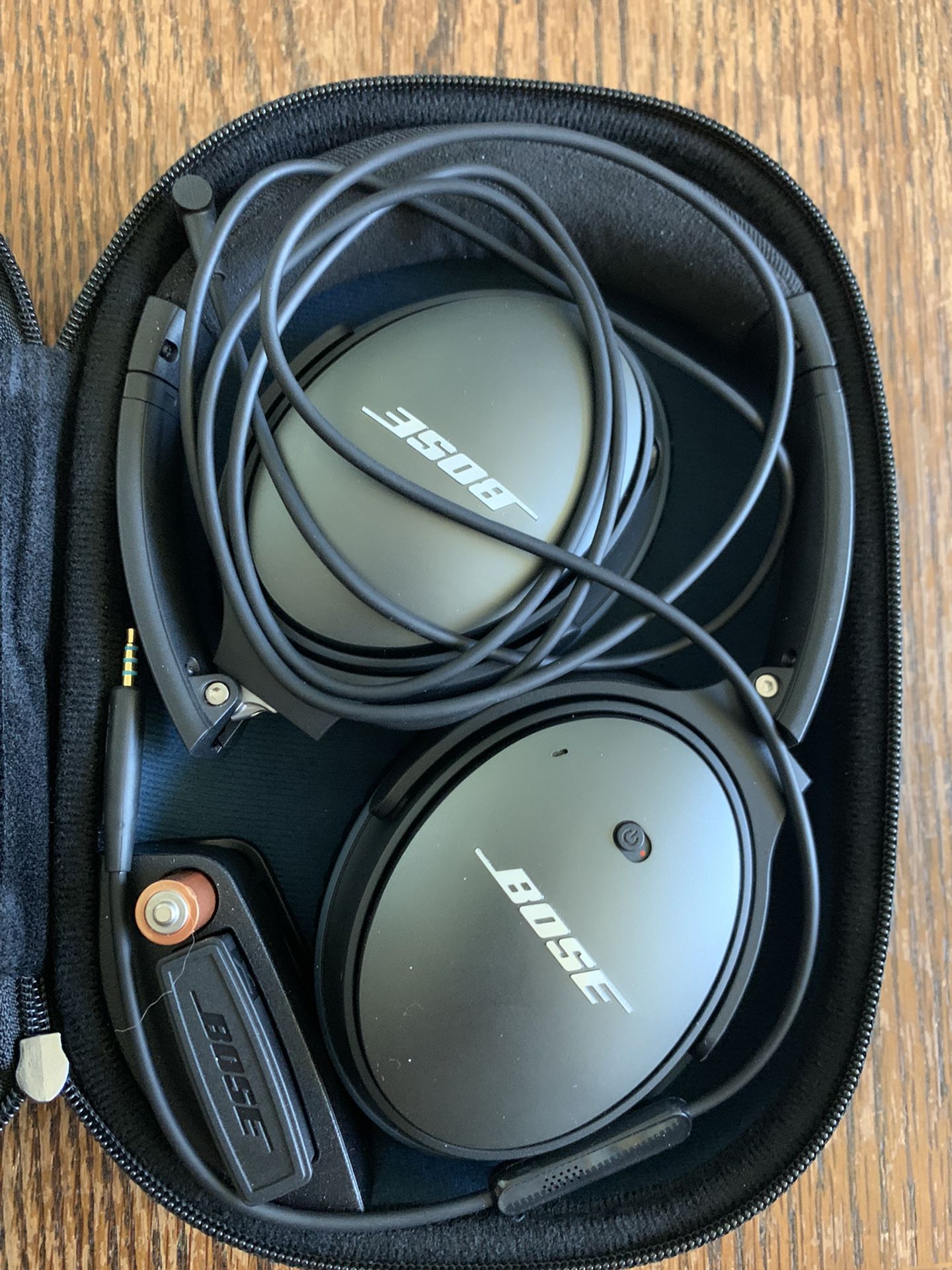 Bose QuietComfort Wired Noise Cancelling Headphones 