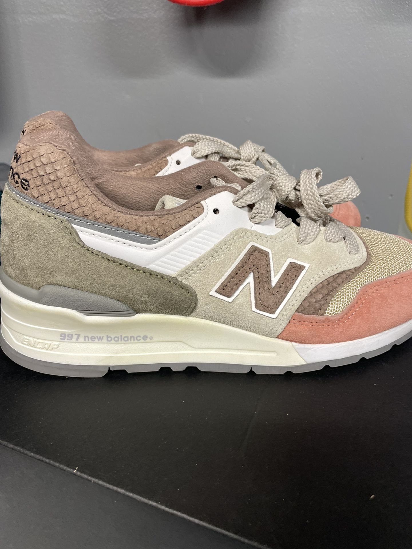 New Balance Made In Usa 997 Size 6 Mens Womens 7.5