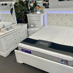End Of Year Special💥Gorgeous White 5pc Bedroom Furniture Set W/ Led Lighting😱Limited Supply! Only $1199