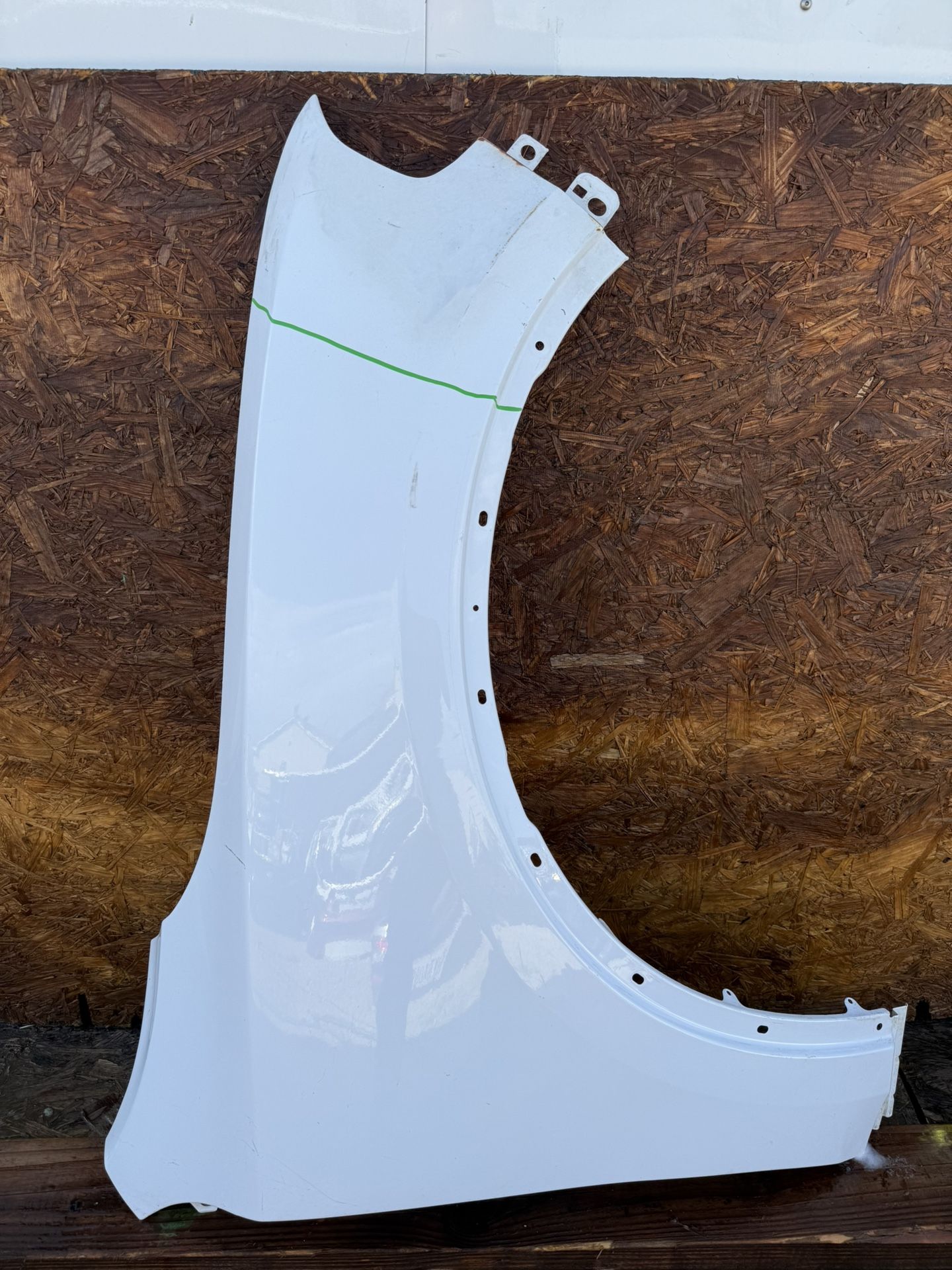 2011 - 2023 DODGE DURANGO RIGHT SIDE - PASSENGER SIDE FENDER COVER PANEL OEM